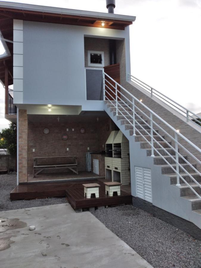 Apartment Residencial Perola - Localizado Entre A Pinheira E A