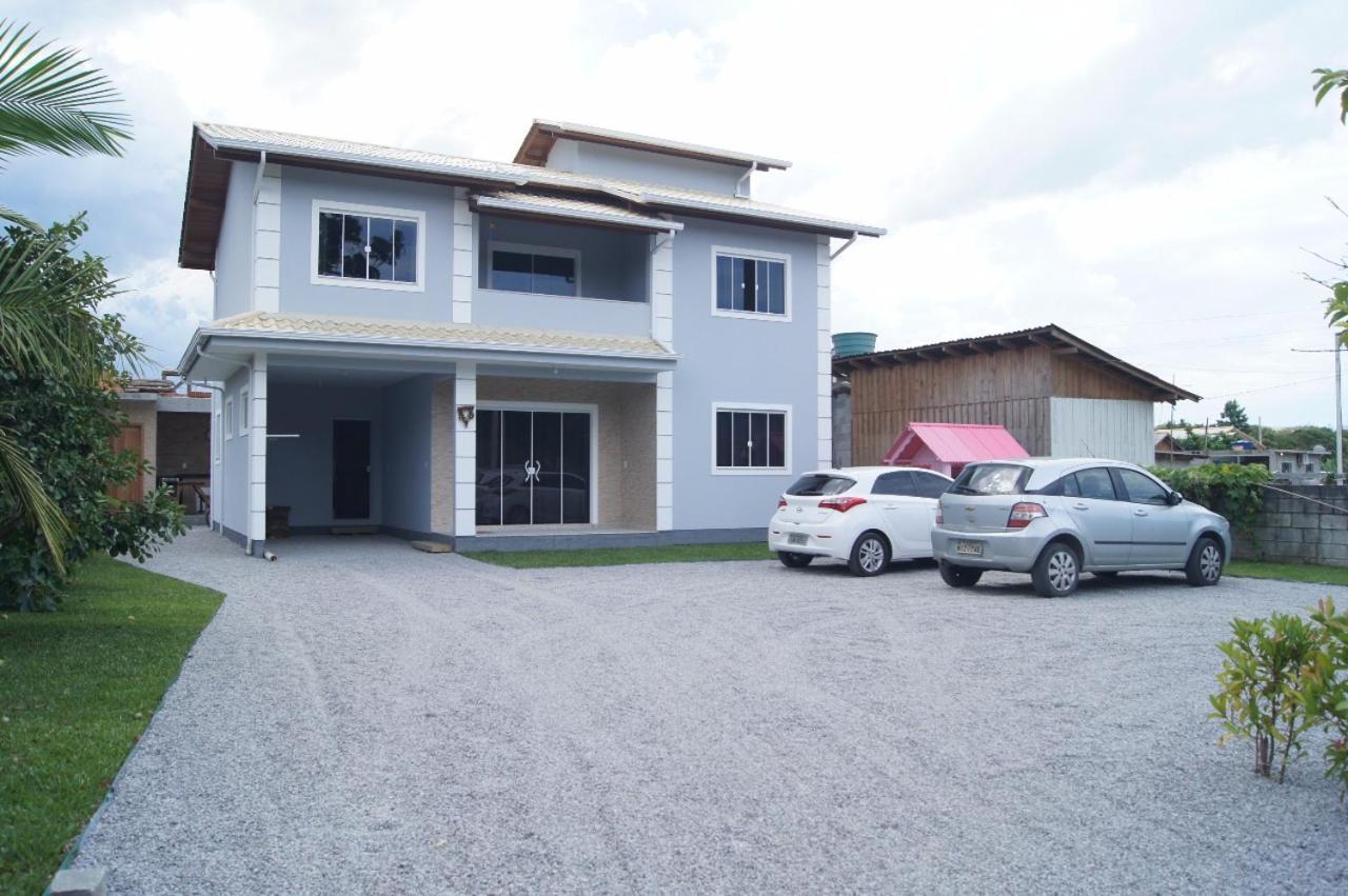 Apartment Residencial Perola - Localizado Entre A Pinheira E A